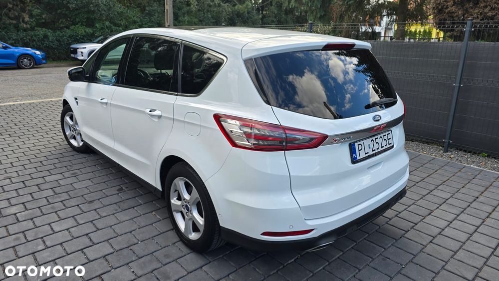 Ford S-Max 2.0 TDCi Titanium PowerShift - 9