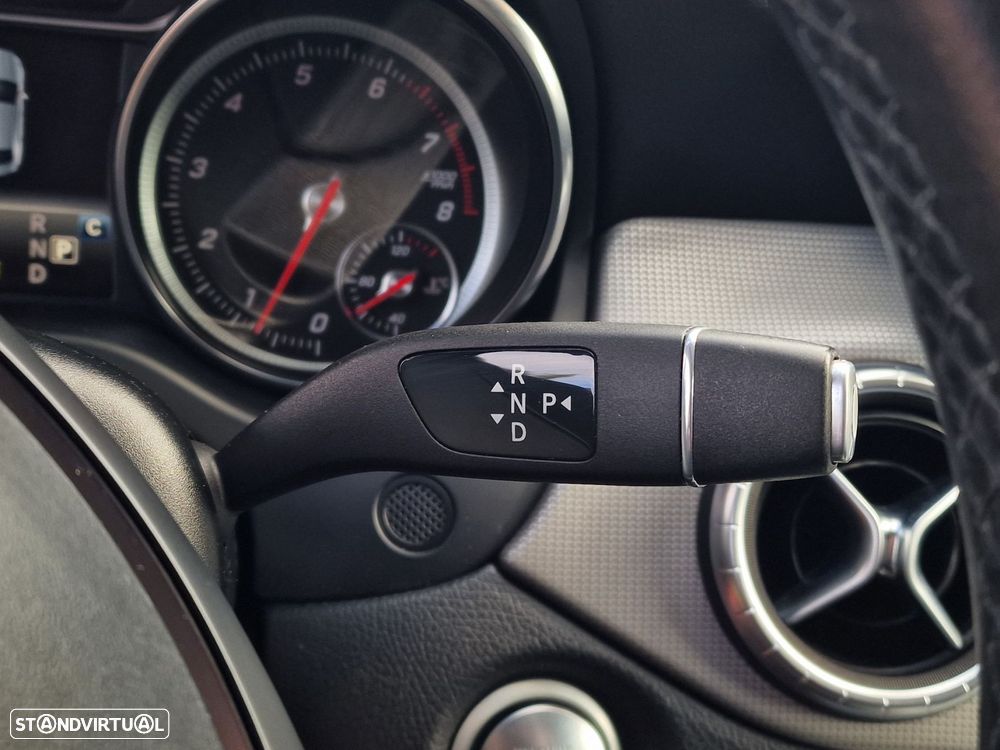 Mercedes-Benz CLA 200 Urban Aut. - 19