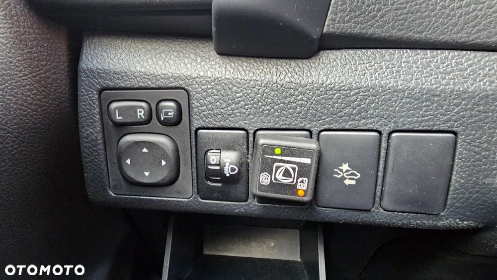 Toyota Auris - 24