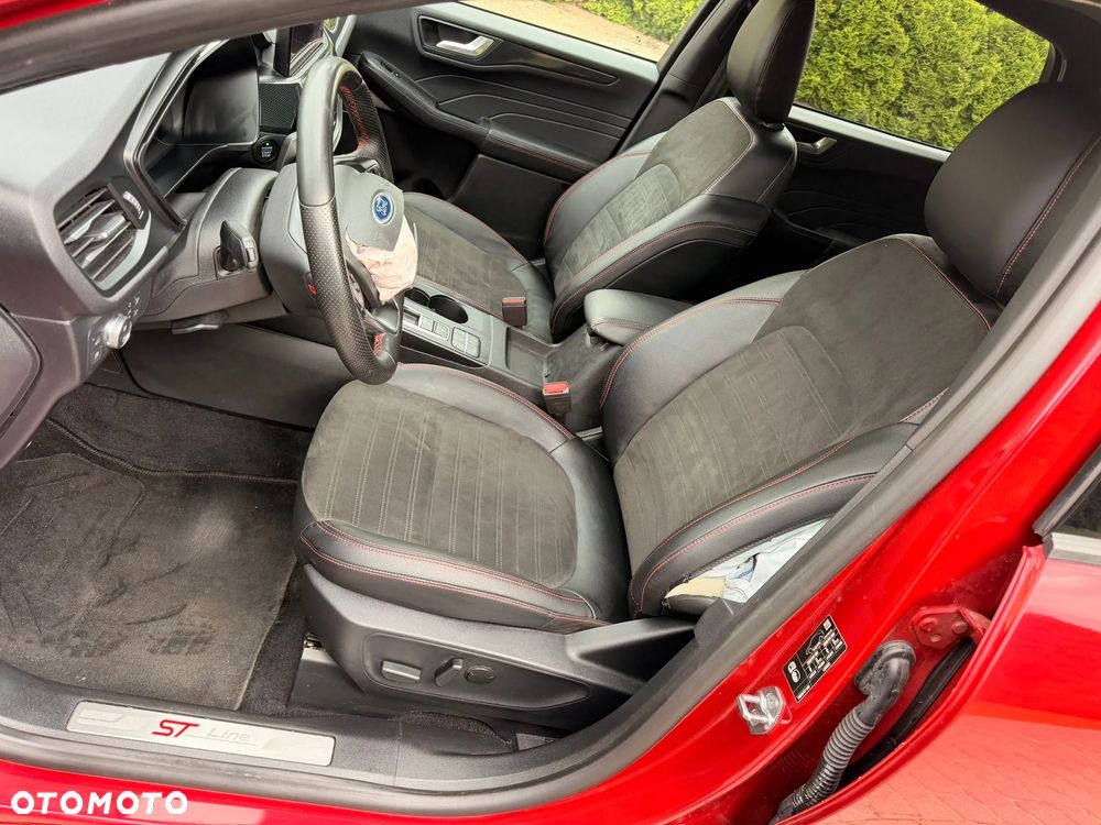 Ford Kuga 2.5 Duratec PHEV ST-LINE X - 15