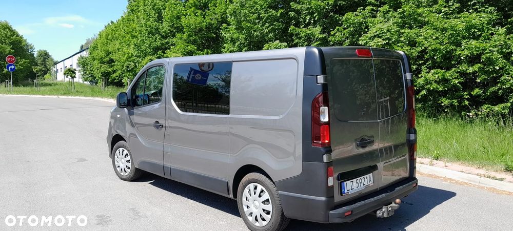 Opel vivaro - 9