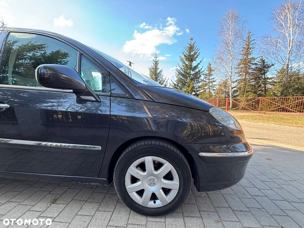 Peugeot 807 HDi 170 Bi-Turbo Automatik Platinum Pullmann - 11