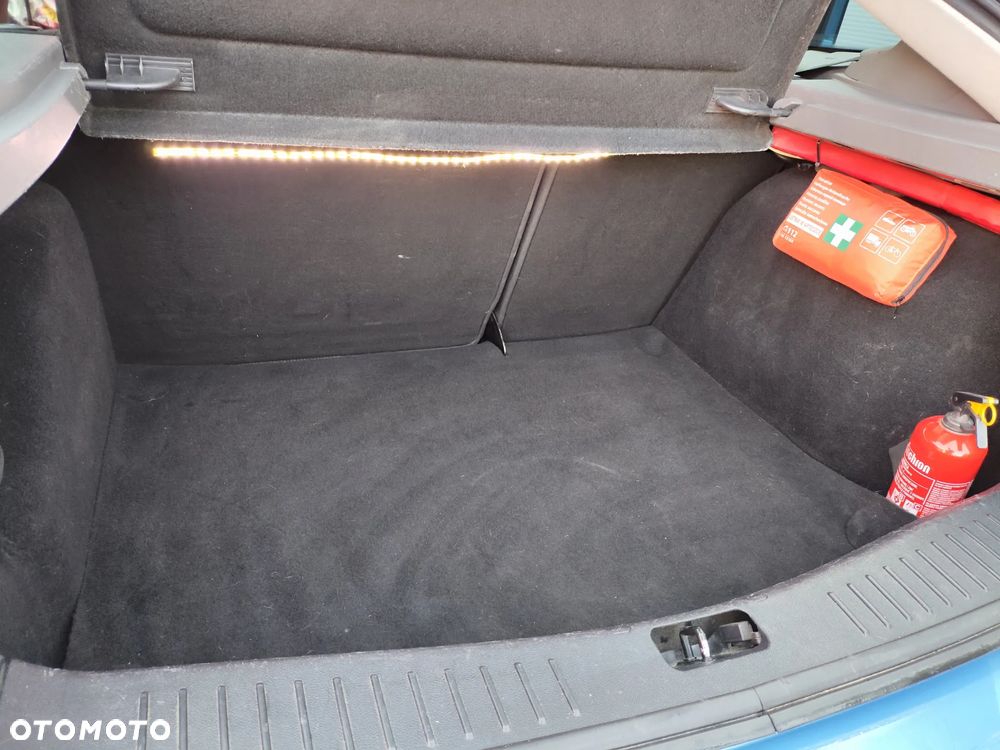 Ford Focus 1.6 TDCi DPF Ambiente - 9