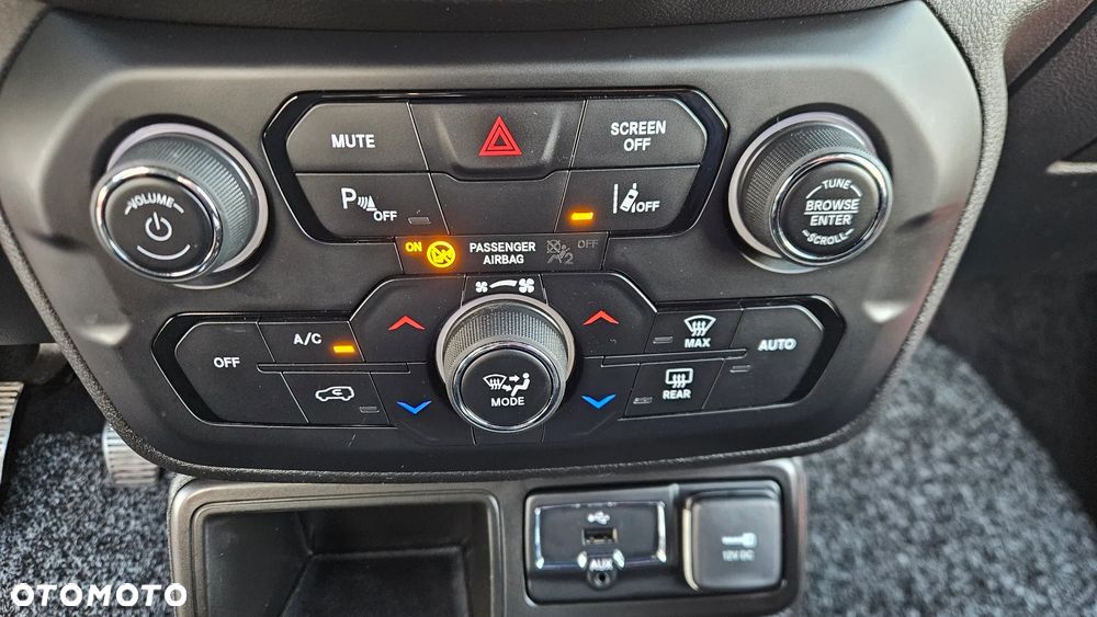 Jeep Renegade 1.6 MultiJet Limited - 35
