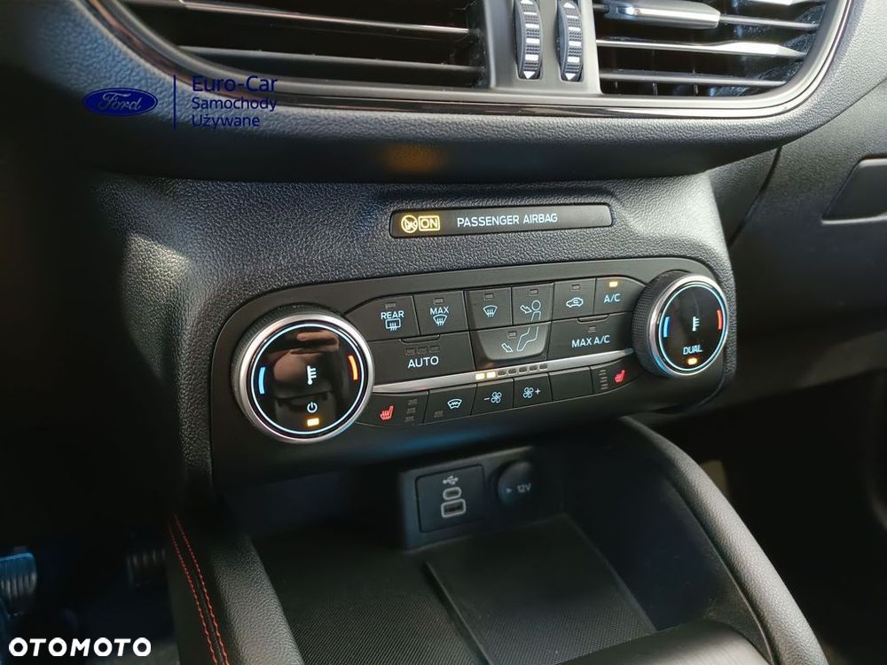 Ford Kuga 2.5 Duratec PHEV ST-LINE X - 26