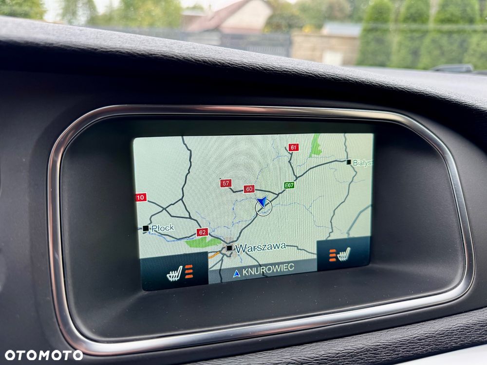 Volvo V40 D3 Momentum - 26