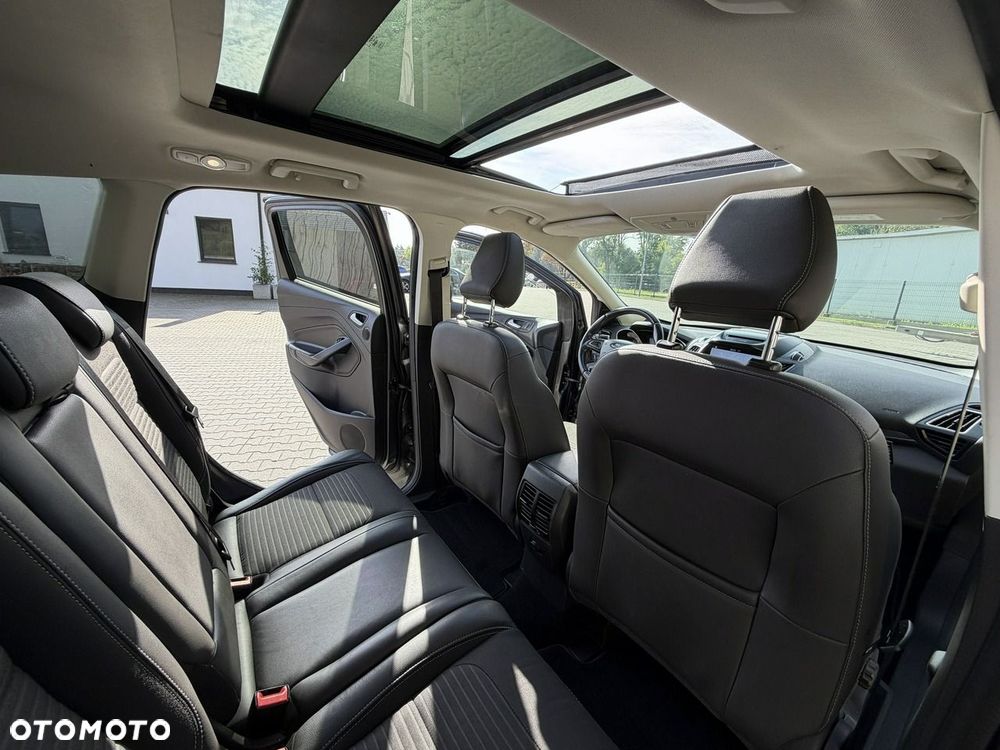 Ford Kuga 2.0 TDCi AWD Titanium - 24