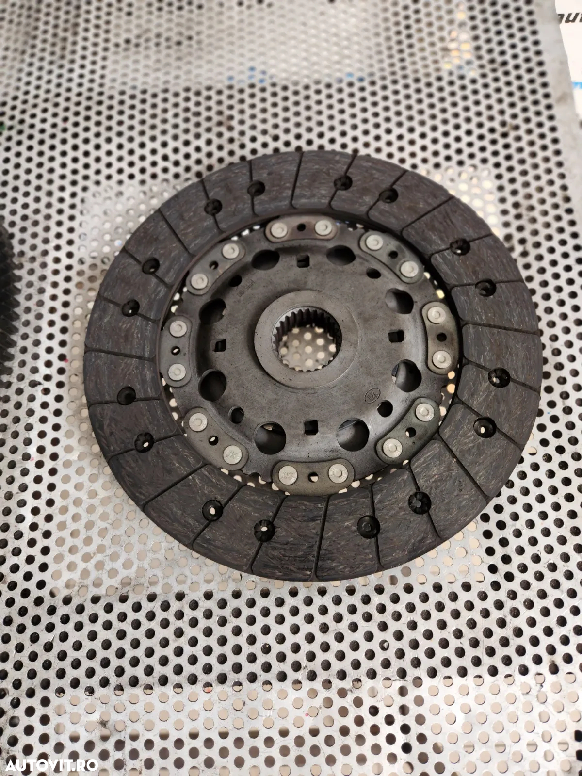 Kit Ambreiaj Volanta Masa Dubla Bmw F20 F21 F30 F31 F34 F36 F10 F11 X1 E84 2.0 D N47 E5 6+1 Trepte Cod 415047710 Testata Fara Defecte  -  Dezmembrari Arad - 5