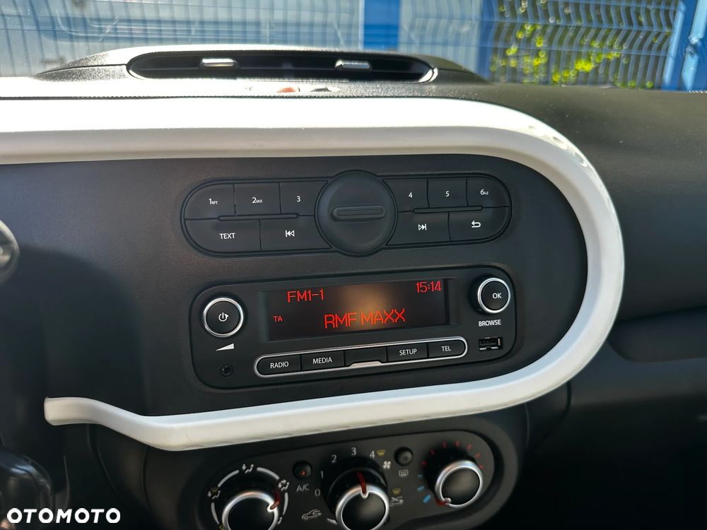 Renault Twingo SCe 75 Signature - 30