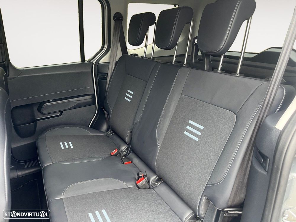 Ford Tourneo Courier 1.0 EcoBoost Active - 13