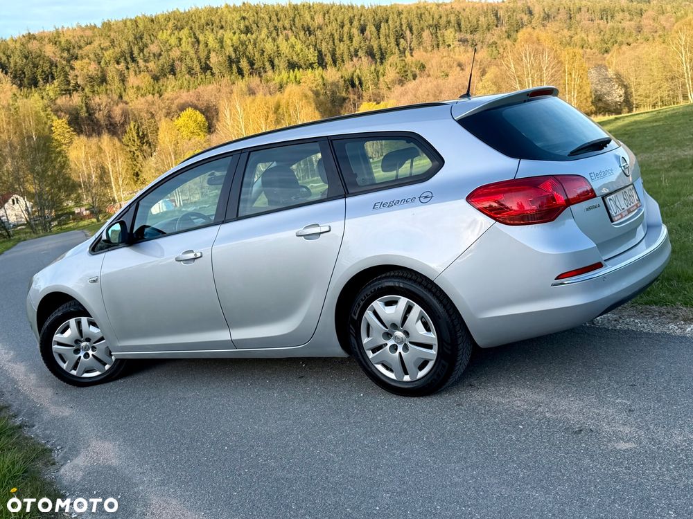 Opel Astra 1.9 CDTI Essentia - 2