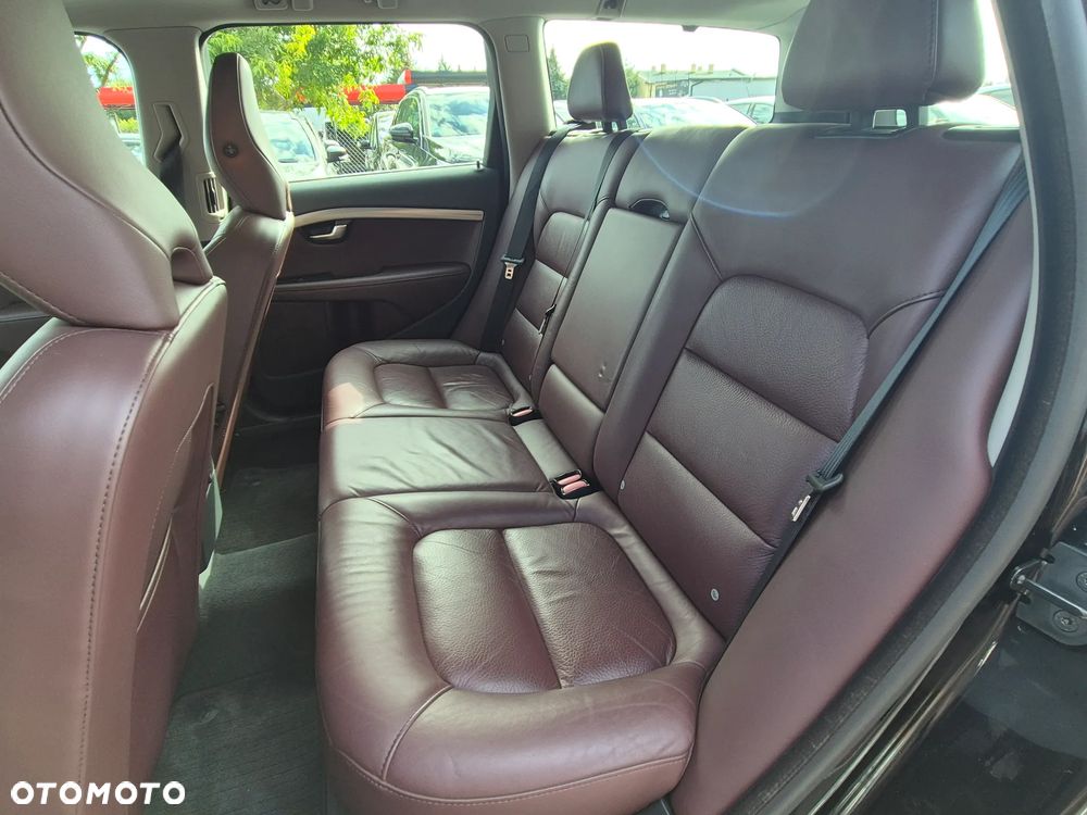 Volvo V70 T4 Dynamic Summum - 26