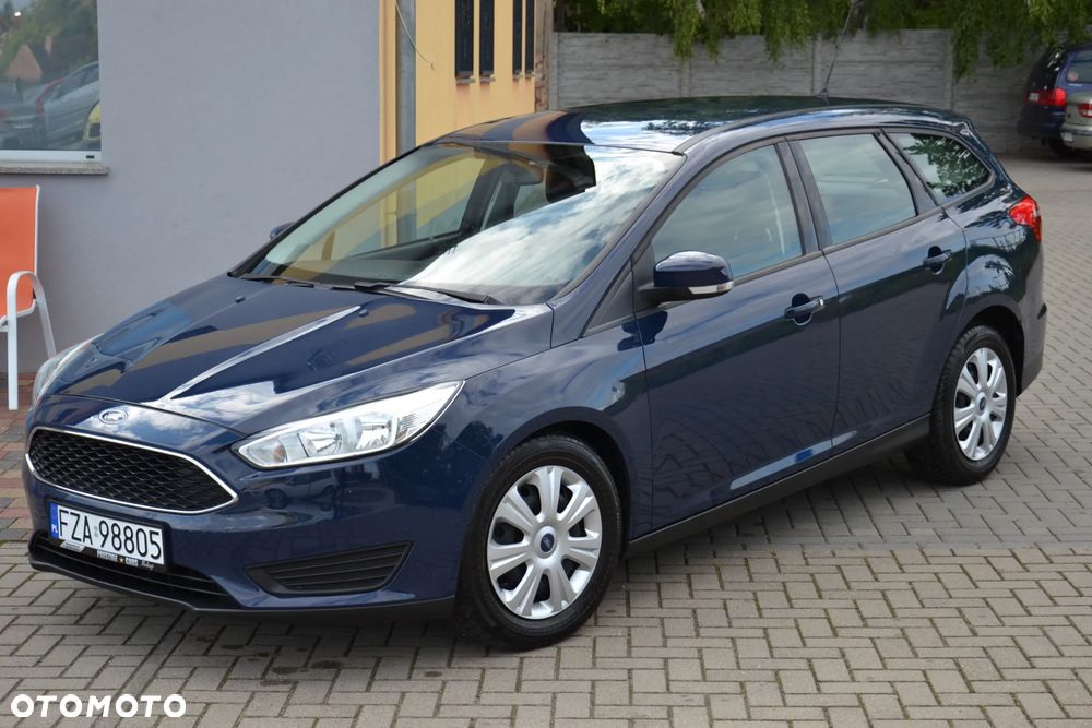 Ford Focus 1.5 TDCi DPF Start-Stopp-System Ambiente - 3