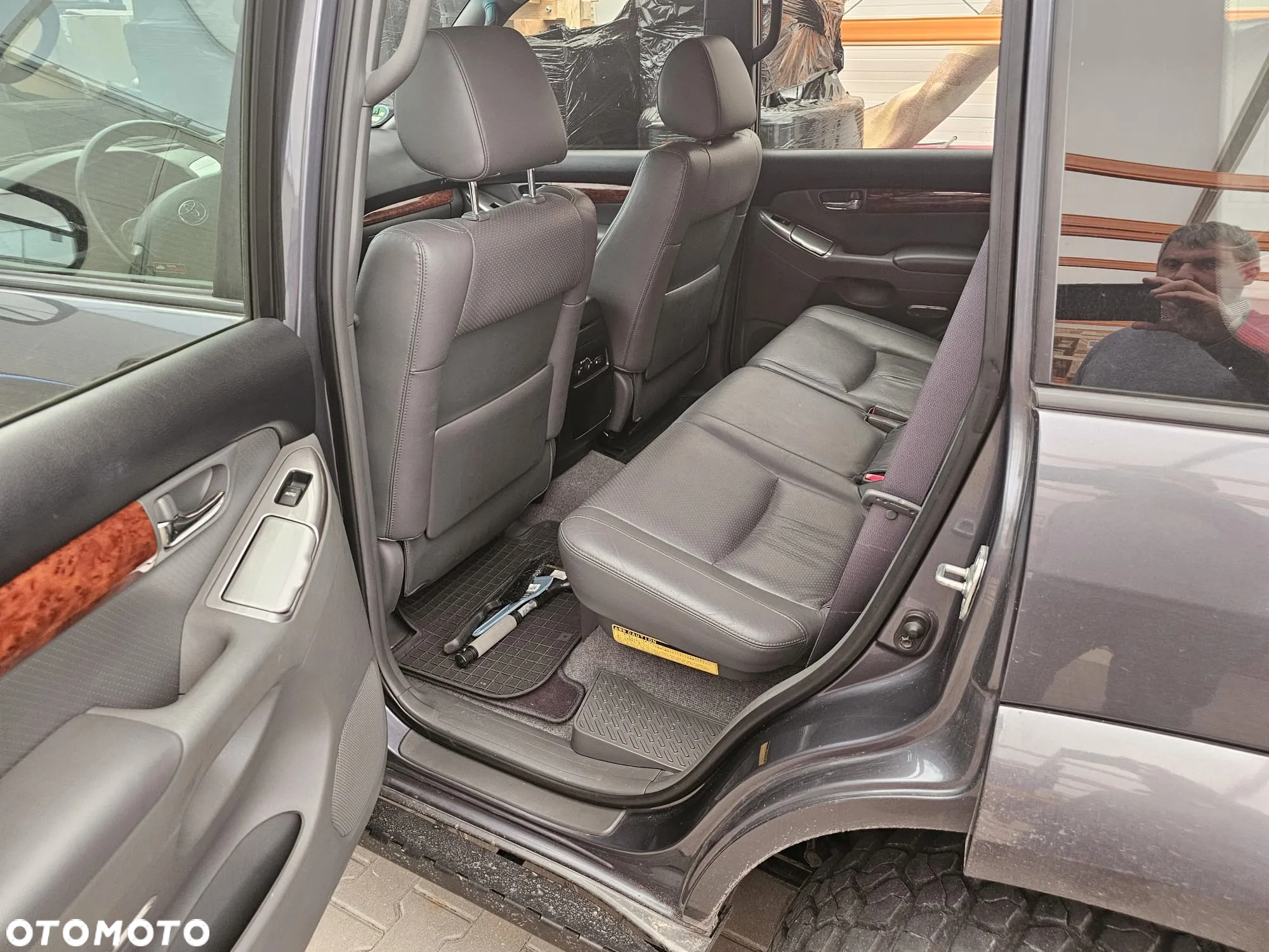Toyota Land Cruiser - 9