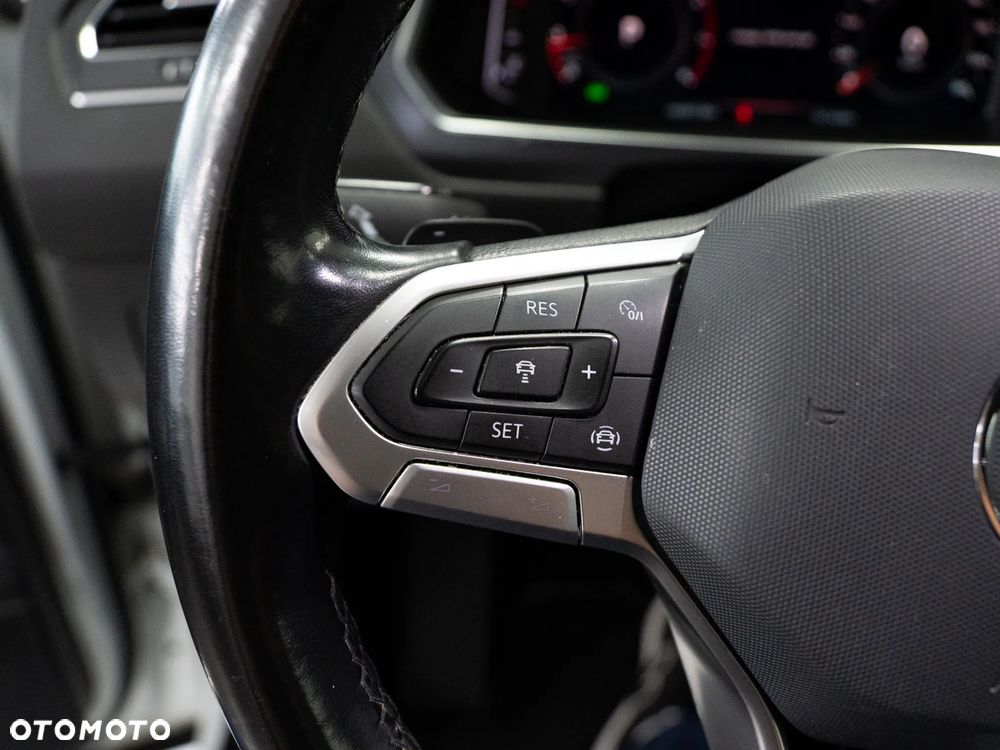 Volkswagen Tiguan 2.0 TSI 4Mot Elegance DSG - 13