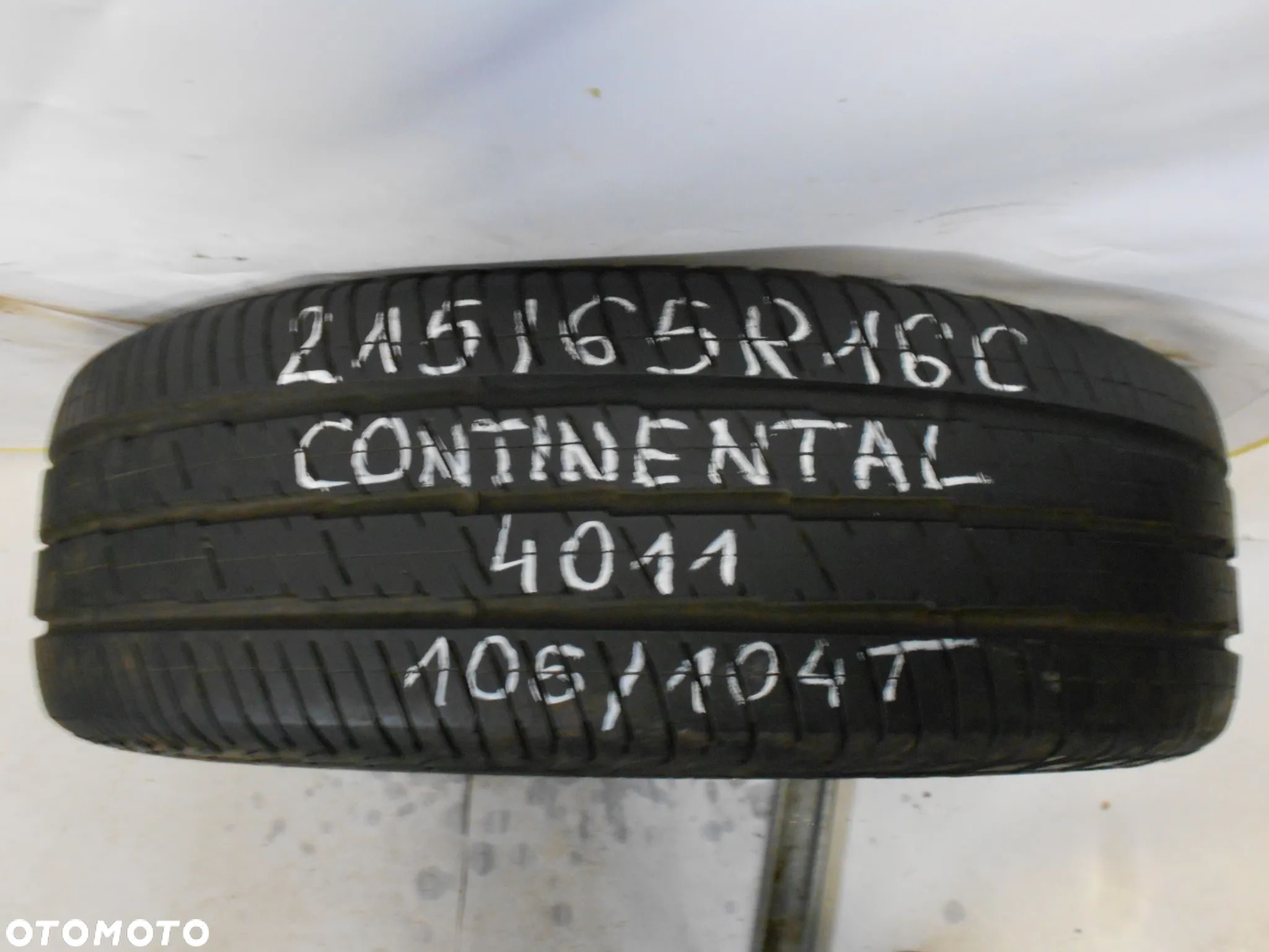 OPONA POJEDYNKA  215/65R16C CONTINENTAL VANCO 2 DOT 4011 10MM - 1