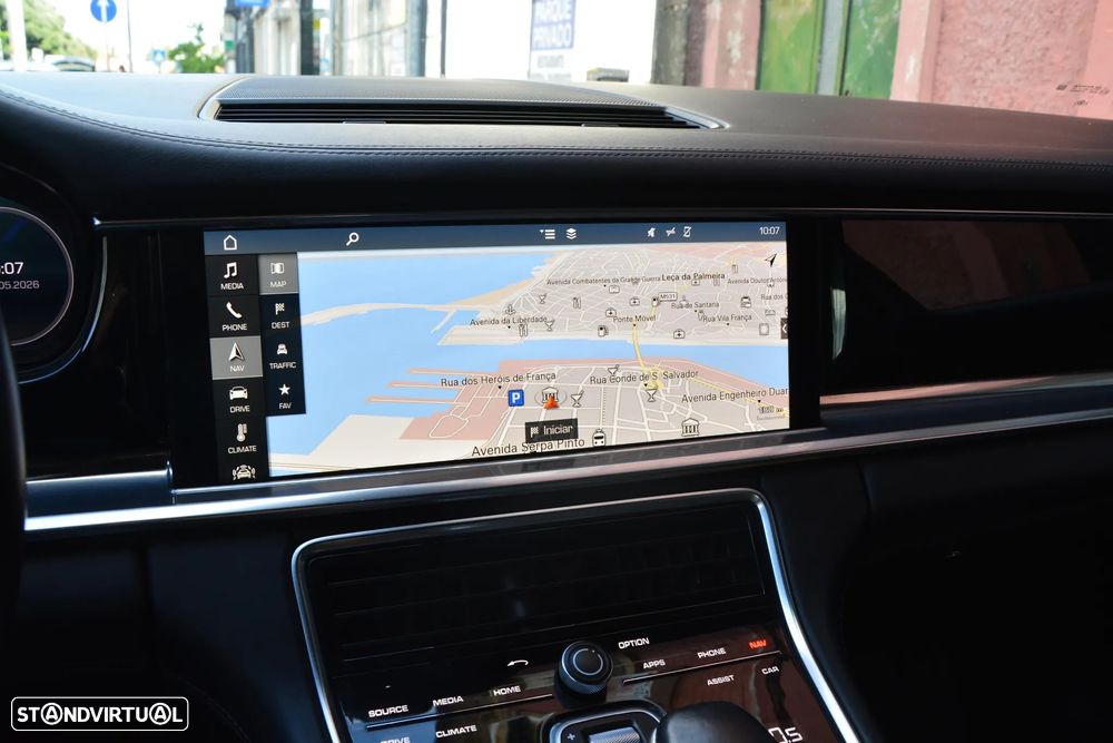 Porsche Panamera 4 S - 29