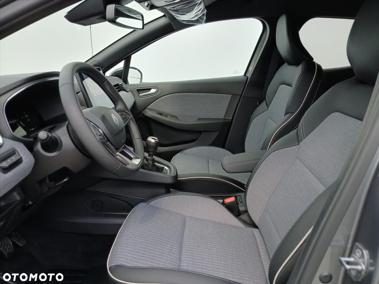 Renault Clio 1.0 TCe Techno - 9