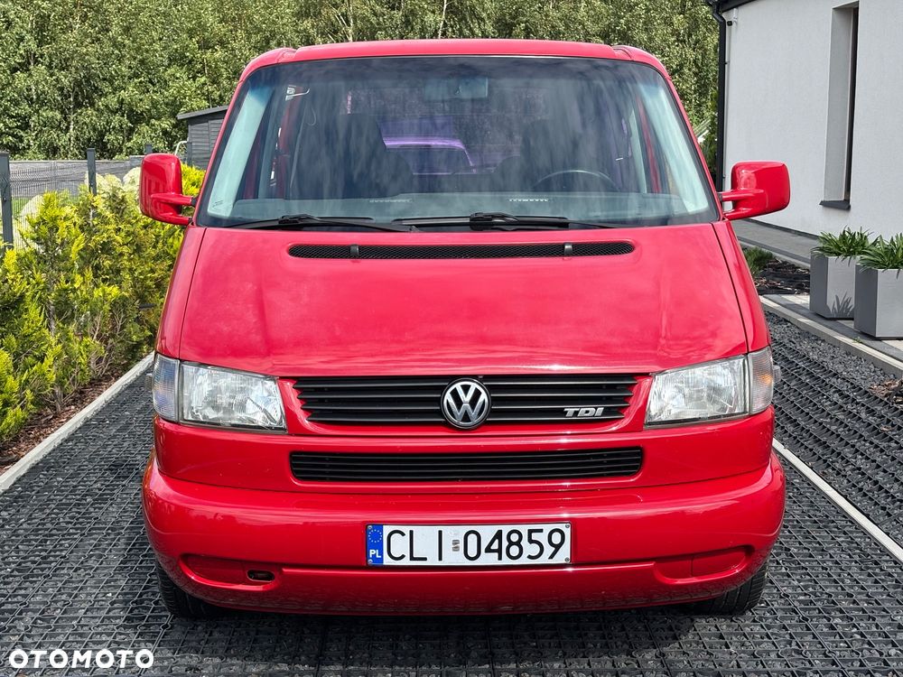 Volkswagen Multivan - 2