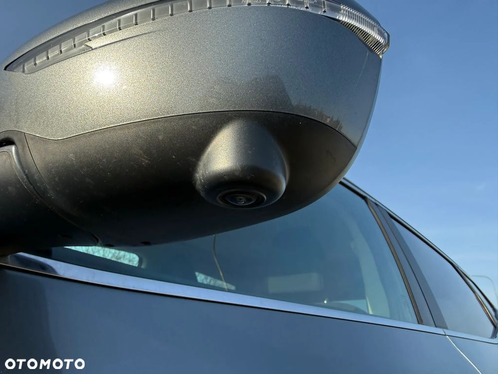 Nissan Qashqai 1.5 dCi TEKNA - 6