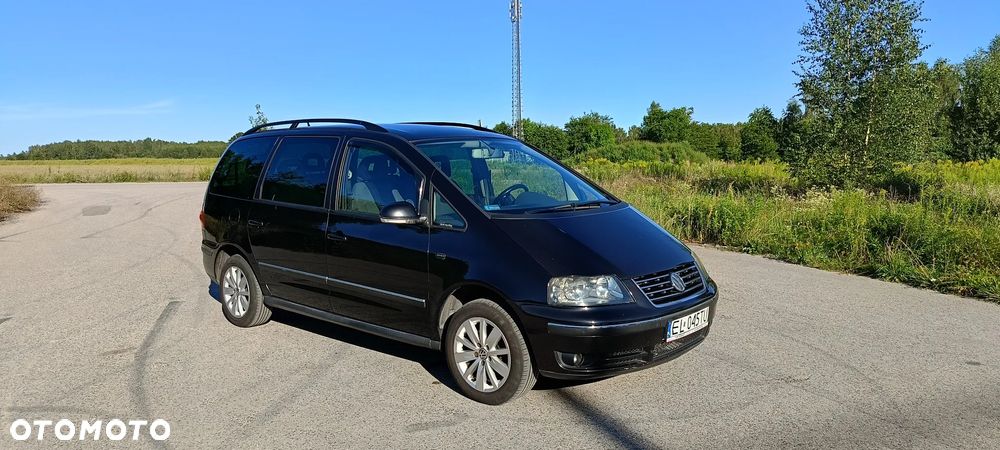 Volkswagen Sharan 1.9 TDI Comfortline Tiptr - 1