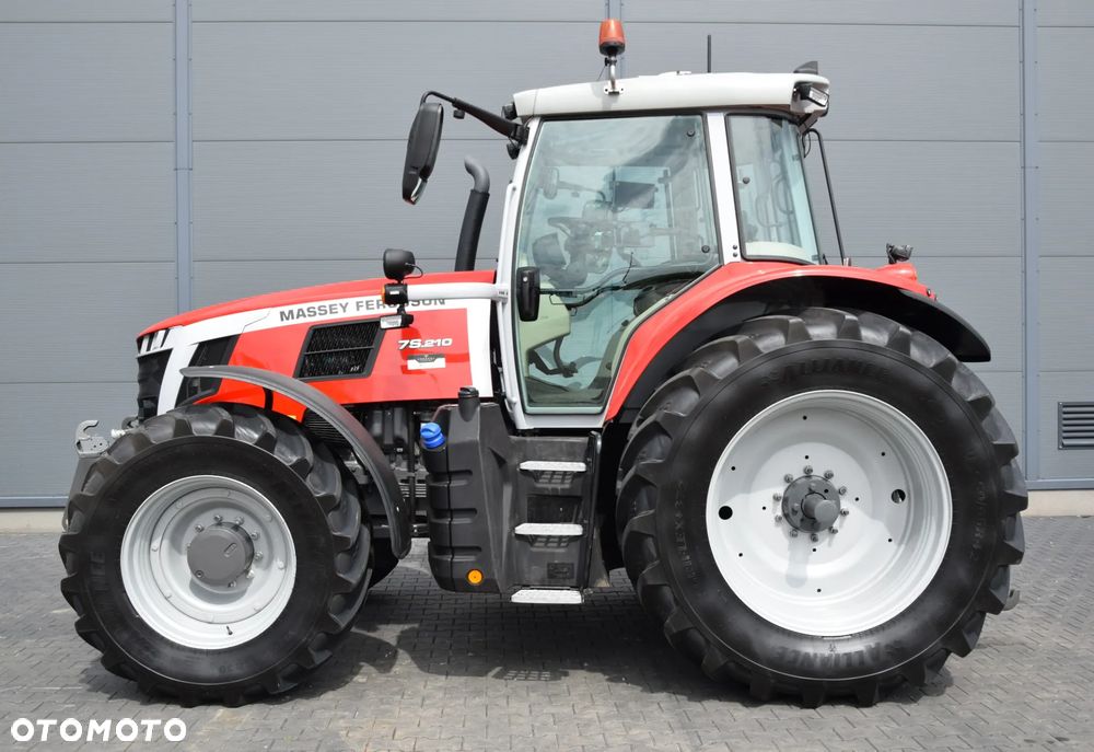 Massey Ferguson 7S.210 Dyna-VT - 11