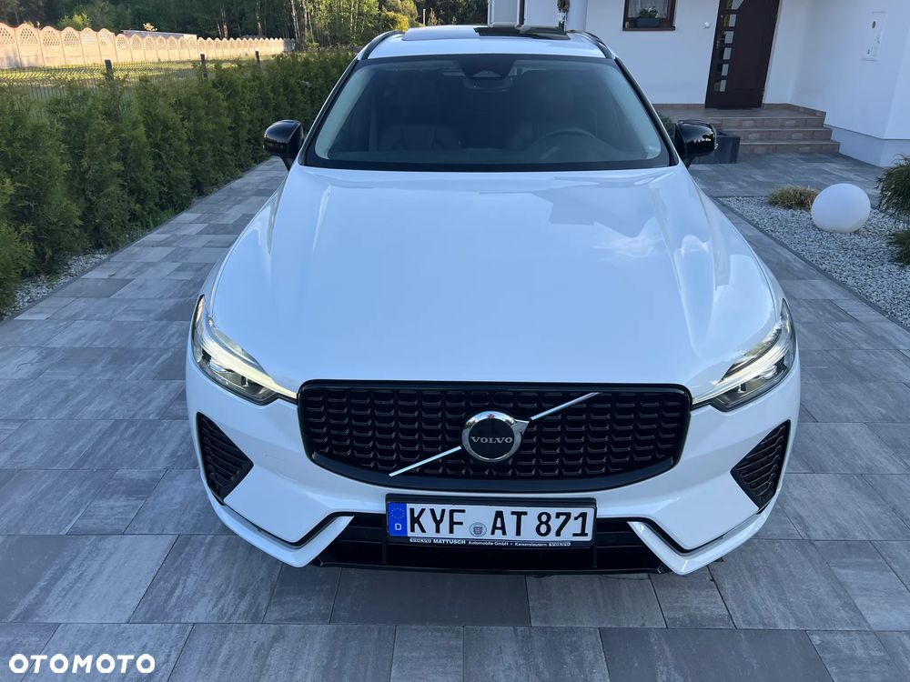 Volvo XC 60 B4 D AWD Plus Dark - 6