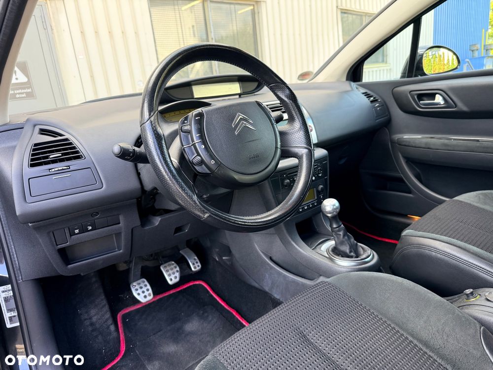 Citroën C4 2.0 16V VTR Plus - 29