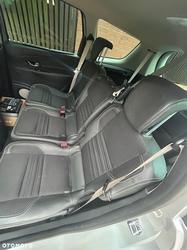 Renault Scenic ENERGY TCe 130 BOSE EDITION - 12