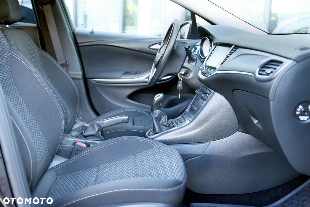 Opel Astra - 17