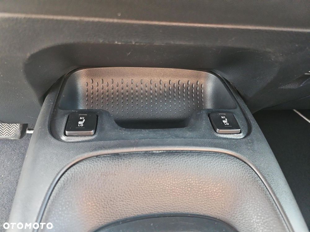 Toyota Corolla 1.8 Hybrid Comfort - 20