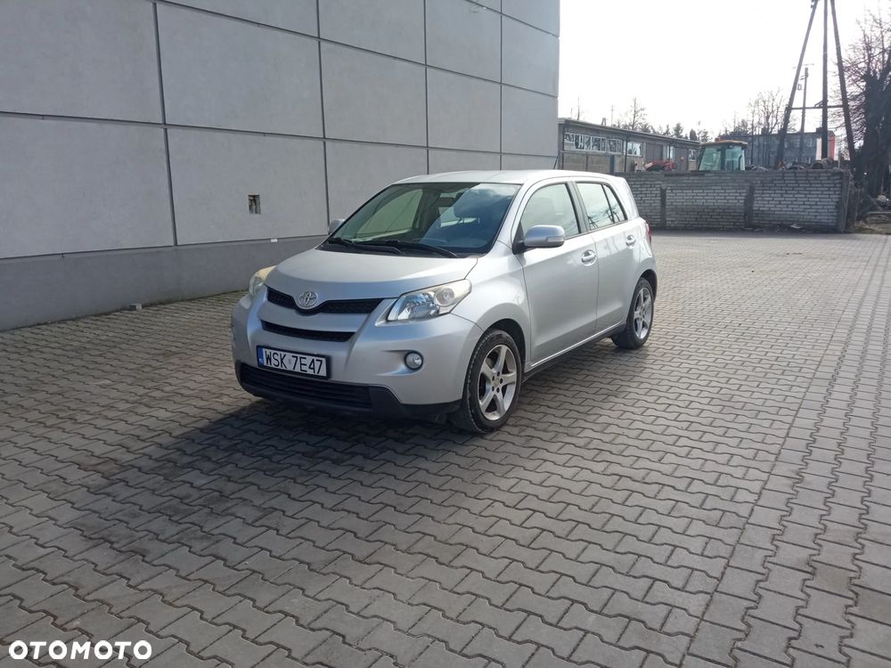 Toyota Urban Cruiser 1.33 Sol - 2