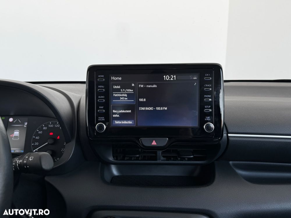 Toyota Yaris 1.5 L Dynamic - 16