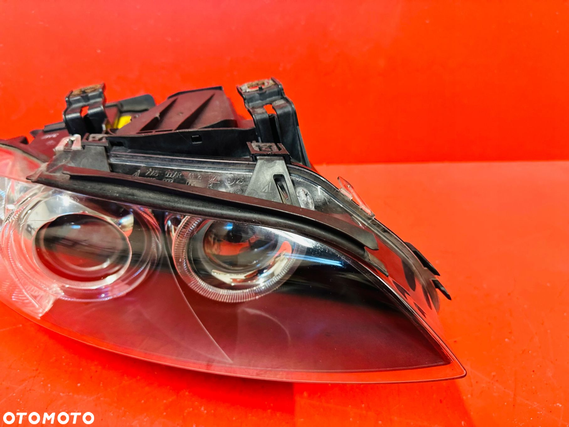 LAMPA PRAWA BMW E92 E93 BI XENON EUROPA STAN BDB KOMPLETNA - 2