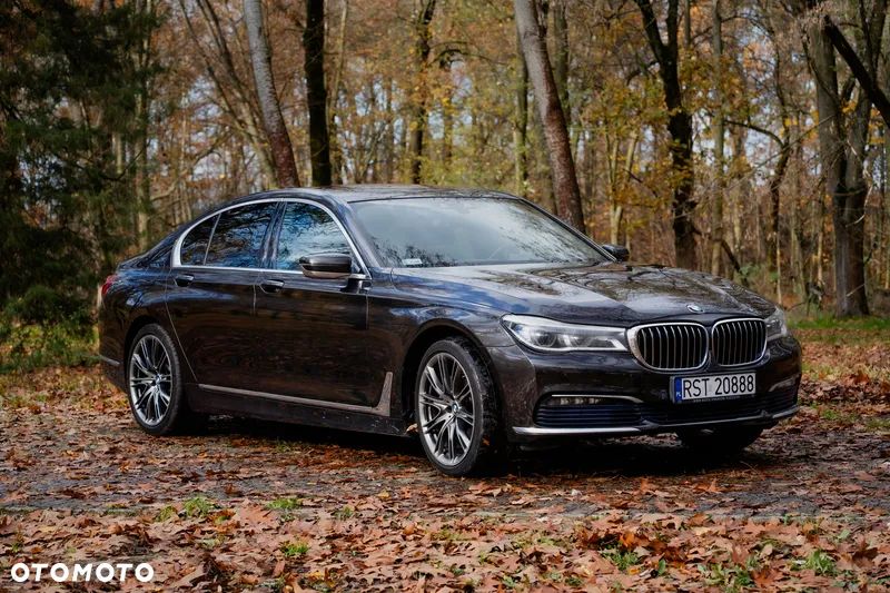 BMW Seria 7 740d xDrive - 2