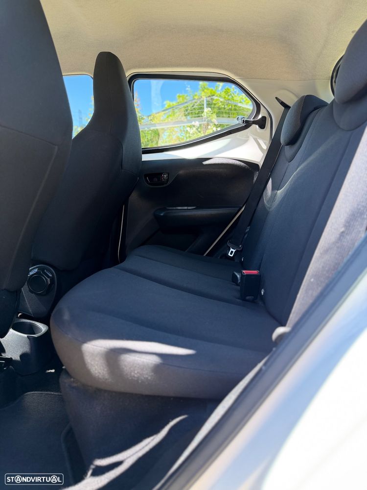 Toyota Aygo - 11