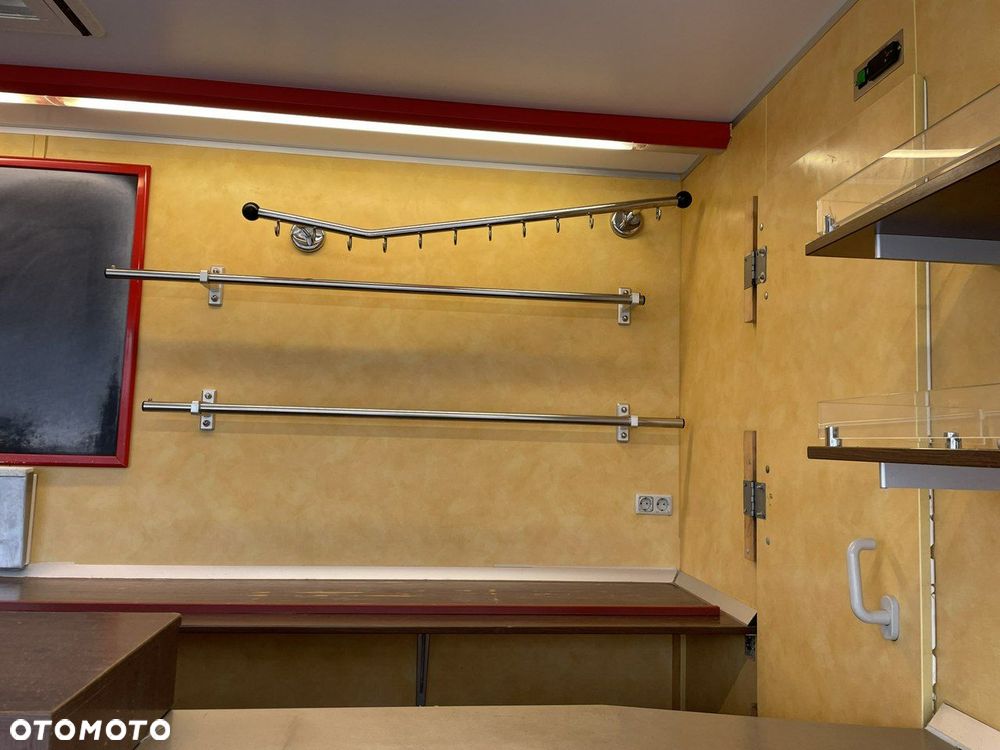 Mercedes-Benz Sprinter - 28