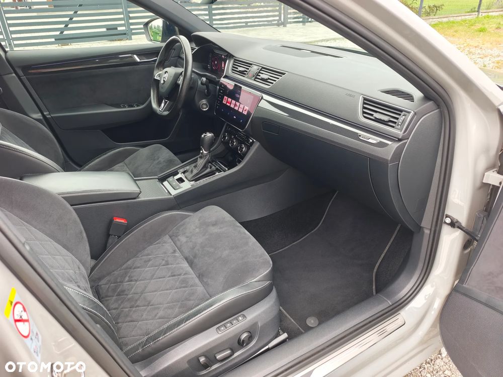 Skoda Superb 2.0 TSI 4x4 DSG Sportline - 11