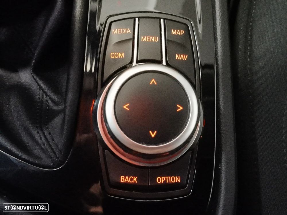 BMW 216 Active Tourer d Advantage - 28