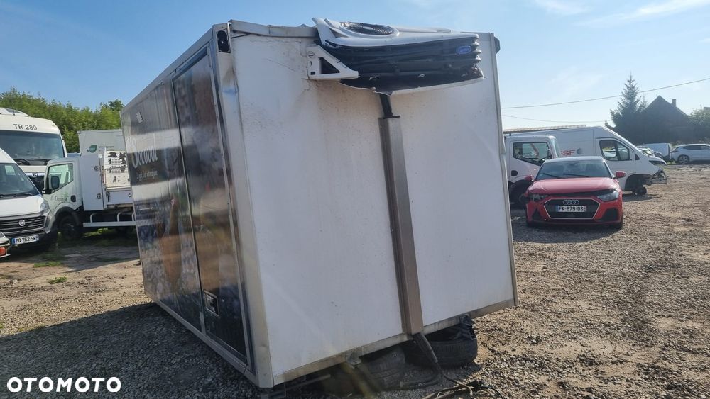 Kontener 3.7m chlodnia izoterma - 11