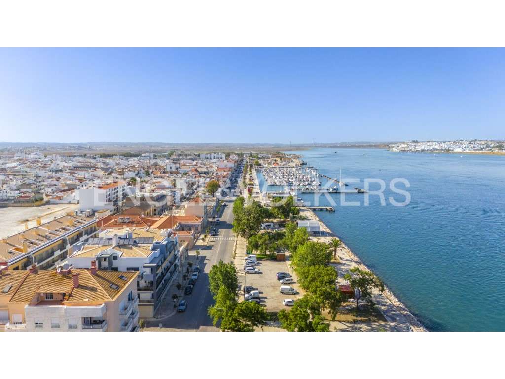Duplex com vistas em Vila Real Santo António - Grande imagem: 4/21