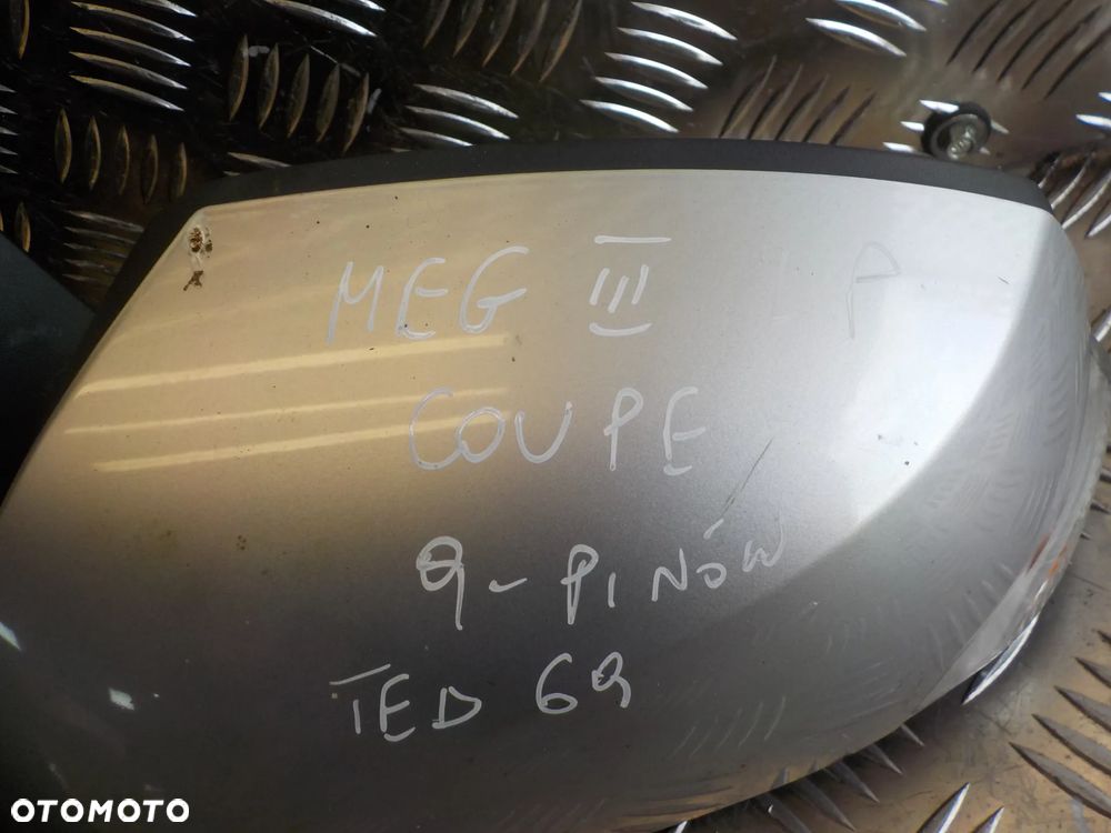 RENAULT MEGANE III COUPE LUSTERKO LEWE LUB PRAWE TED 69 - 3