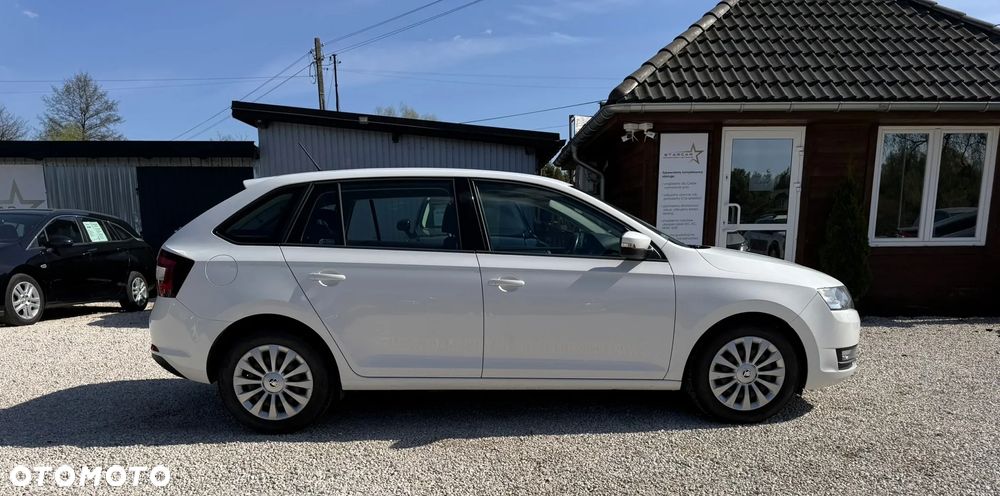 Skoda RAPID 1.4 TDI DPF Style - 4