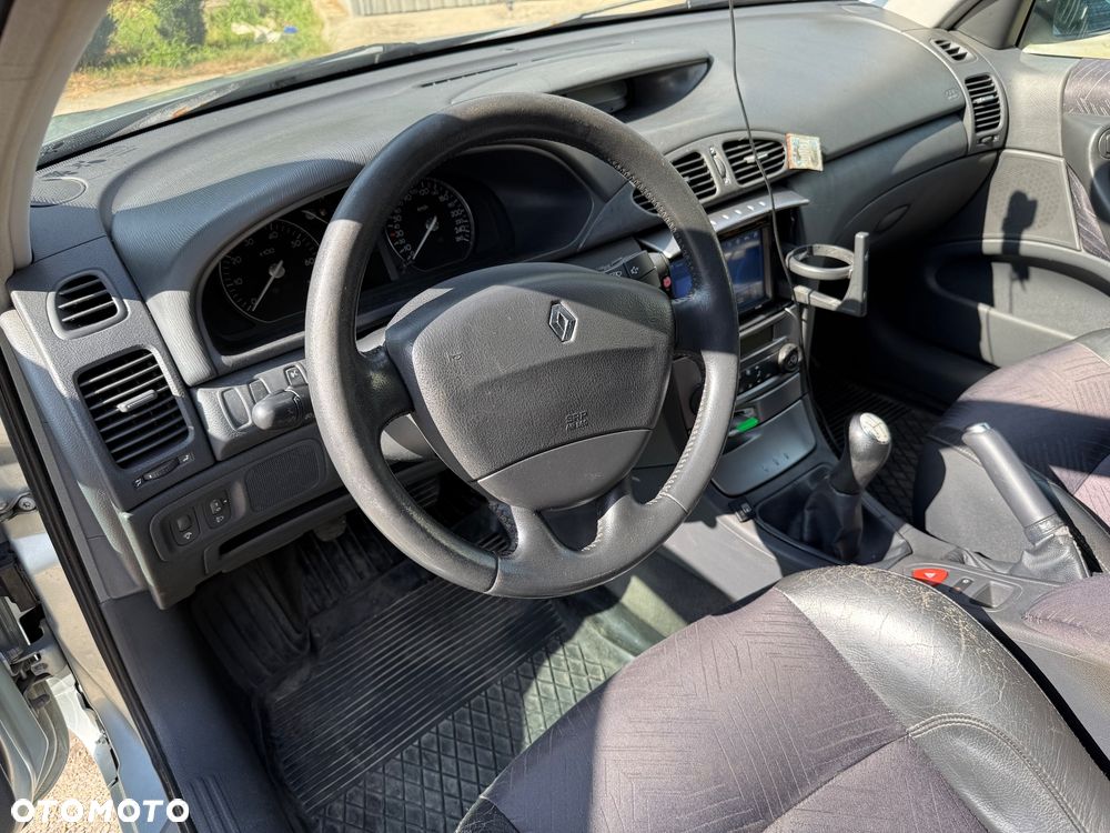 Renault Laguna 1.8 Expression - 29