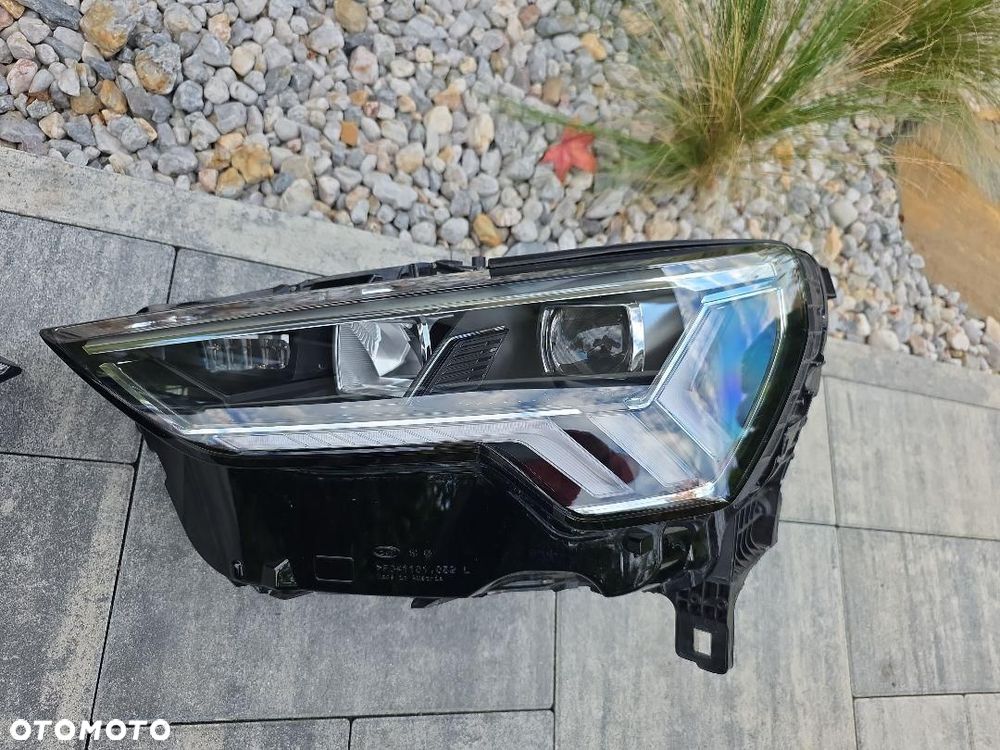 AUDI Q3 RSQ3 83A Lampy przód Full Led Dynamic 83A941033 83A941034 2023 - 9