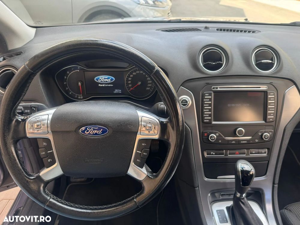 Ford Mondeo 2.0 EcoBoost Powershift Titanium - 7