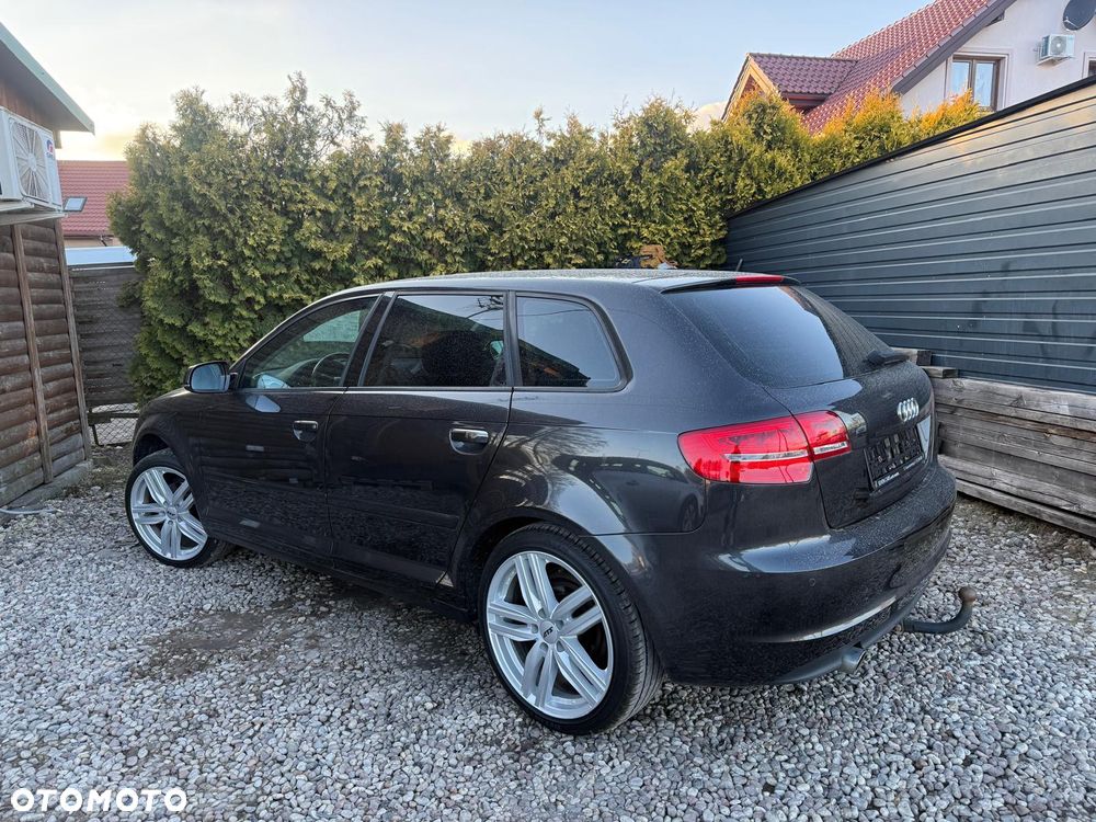 Audi A3 Sportback 1.6 TDI DPF Attraction - 6