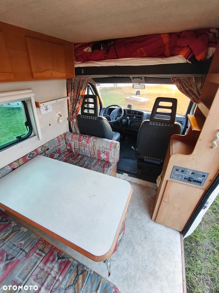 Peugeot Kamper - 13