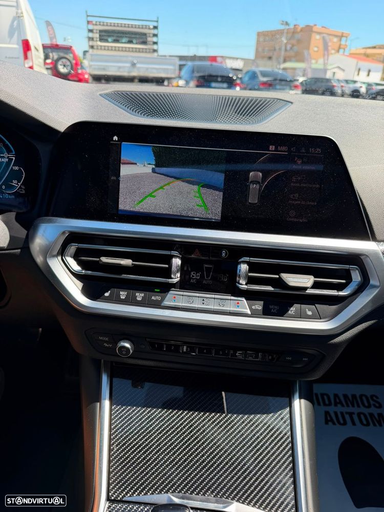 BMW 330 - 34