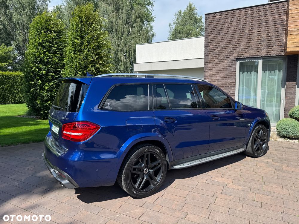 Mercedes-Benz GLS - 2